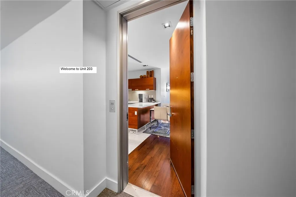 6735 Yucca Street 203, Los Angeles, California 90028 home-pic-4